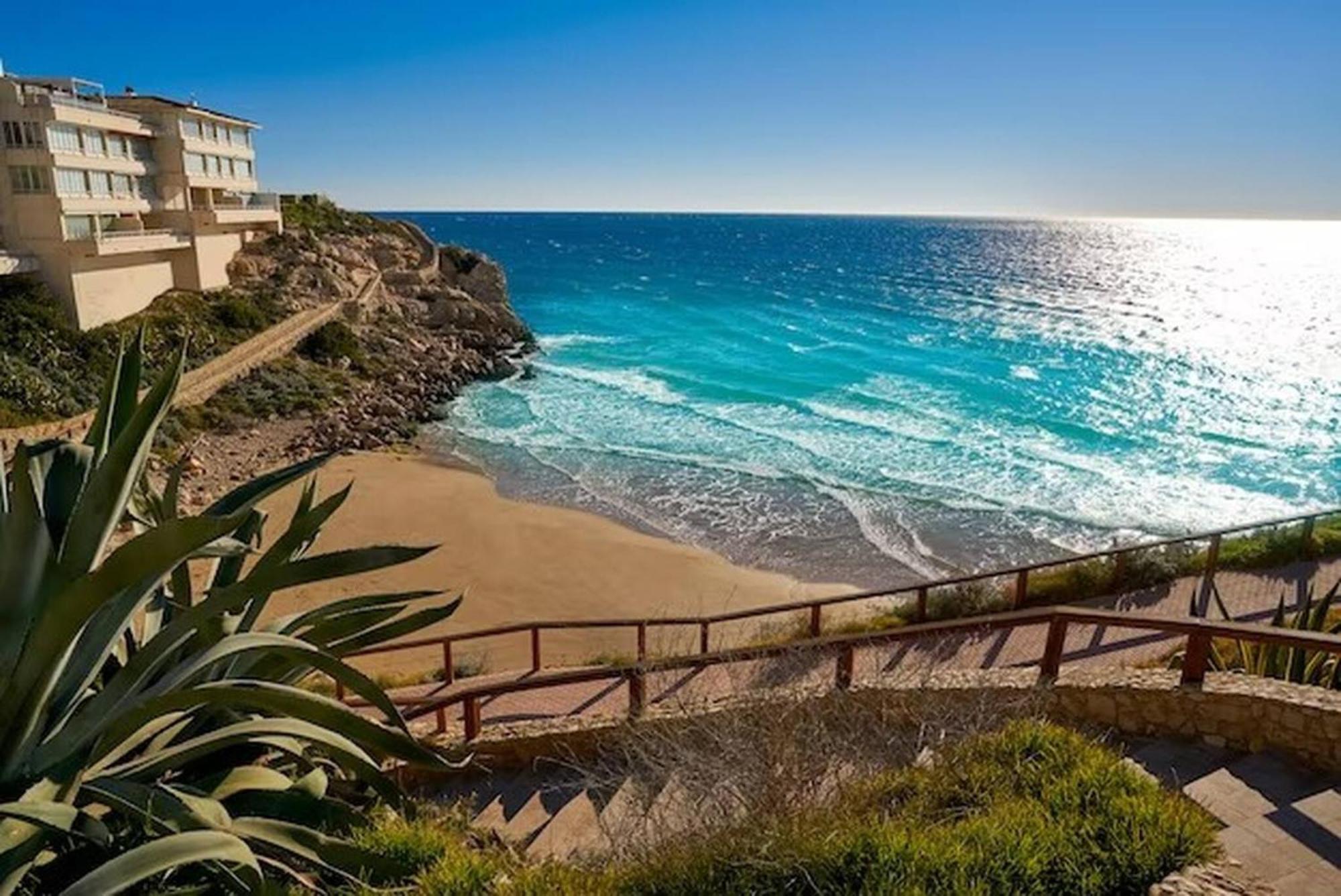 520 - Golden Coast Paradise サロウ エクステリア 写真